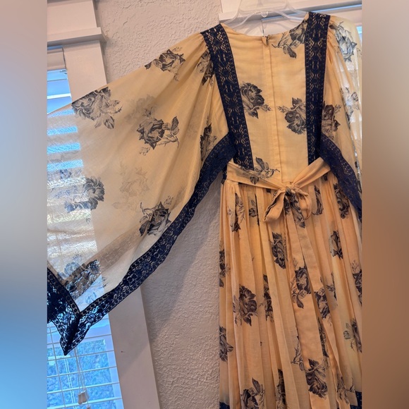 Gunne Sax Vintage Floral Maxi Dress with Navy Accents - Picture 15 of 16